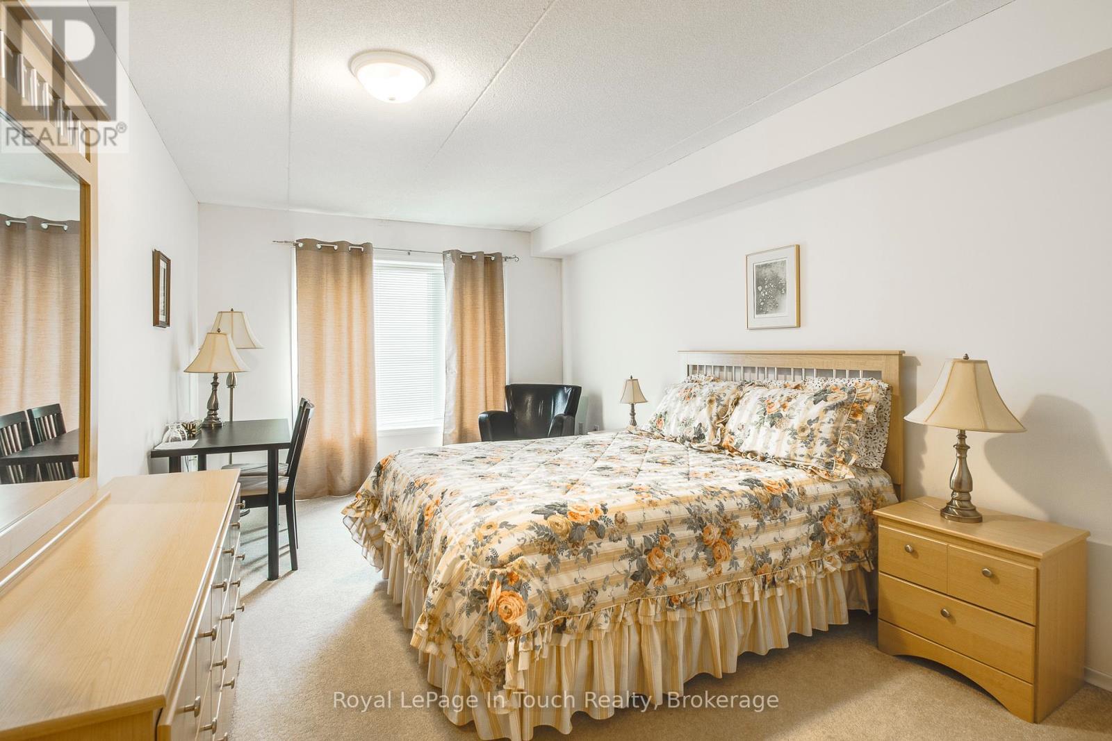 












310 - 333 LAFONTAINE ROAD W

,
Tiny,




Ontario
L9M0H1

