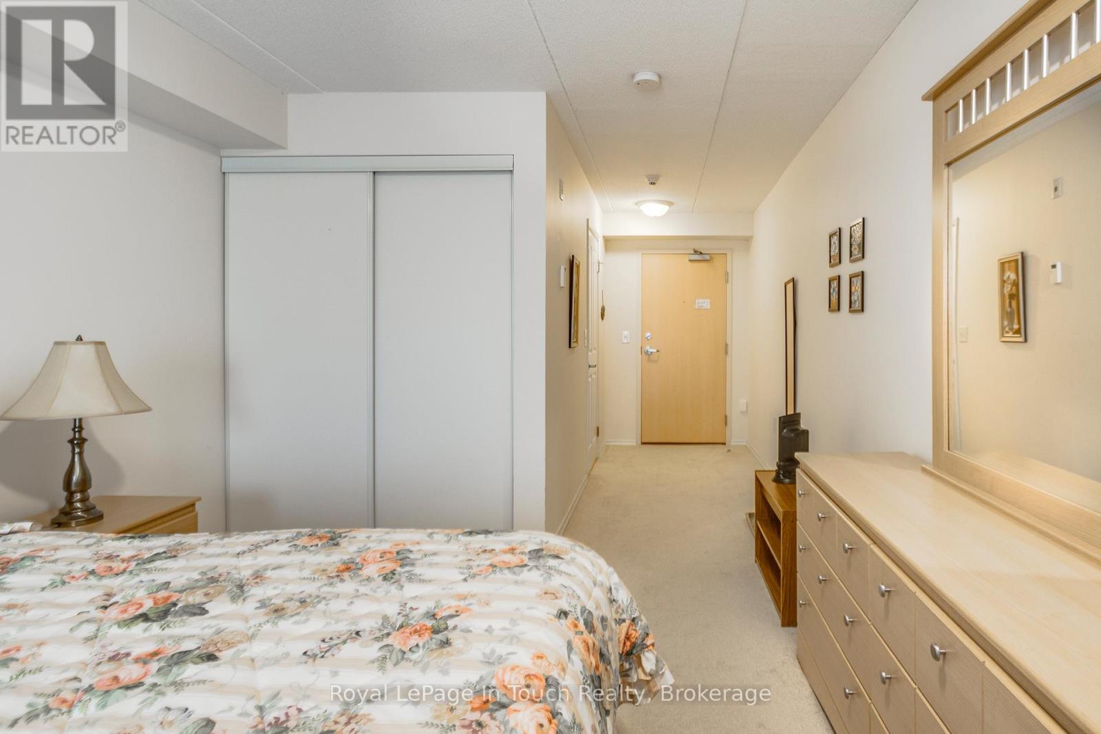 












310 - 333 LAFONTAINE ROAD W

,
Tiny,




Ontario
L9M0H1

