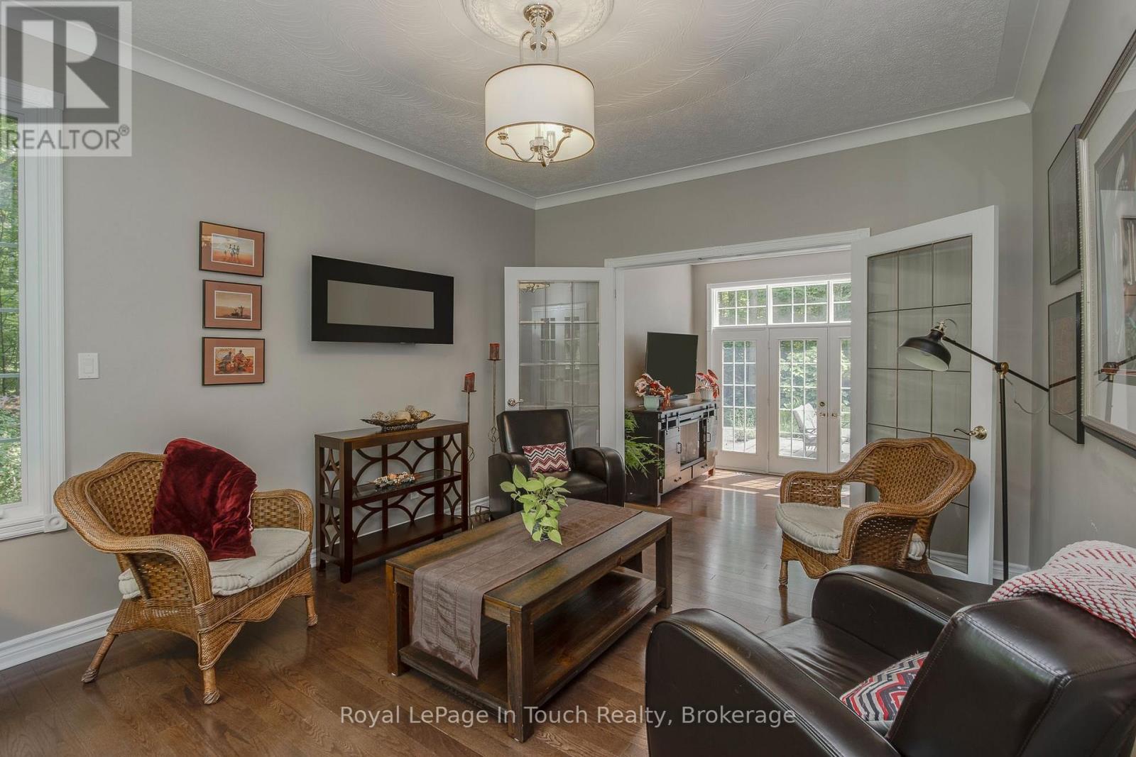 












104 COPELAND CREEK DRIVE

,
Tiny,




Ontario
L9M0M2

