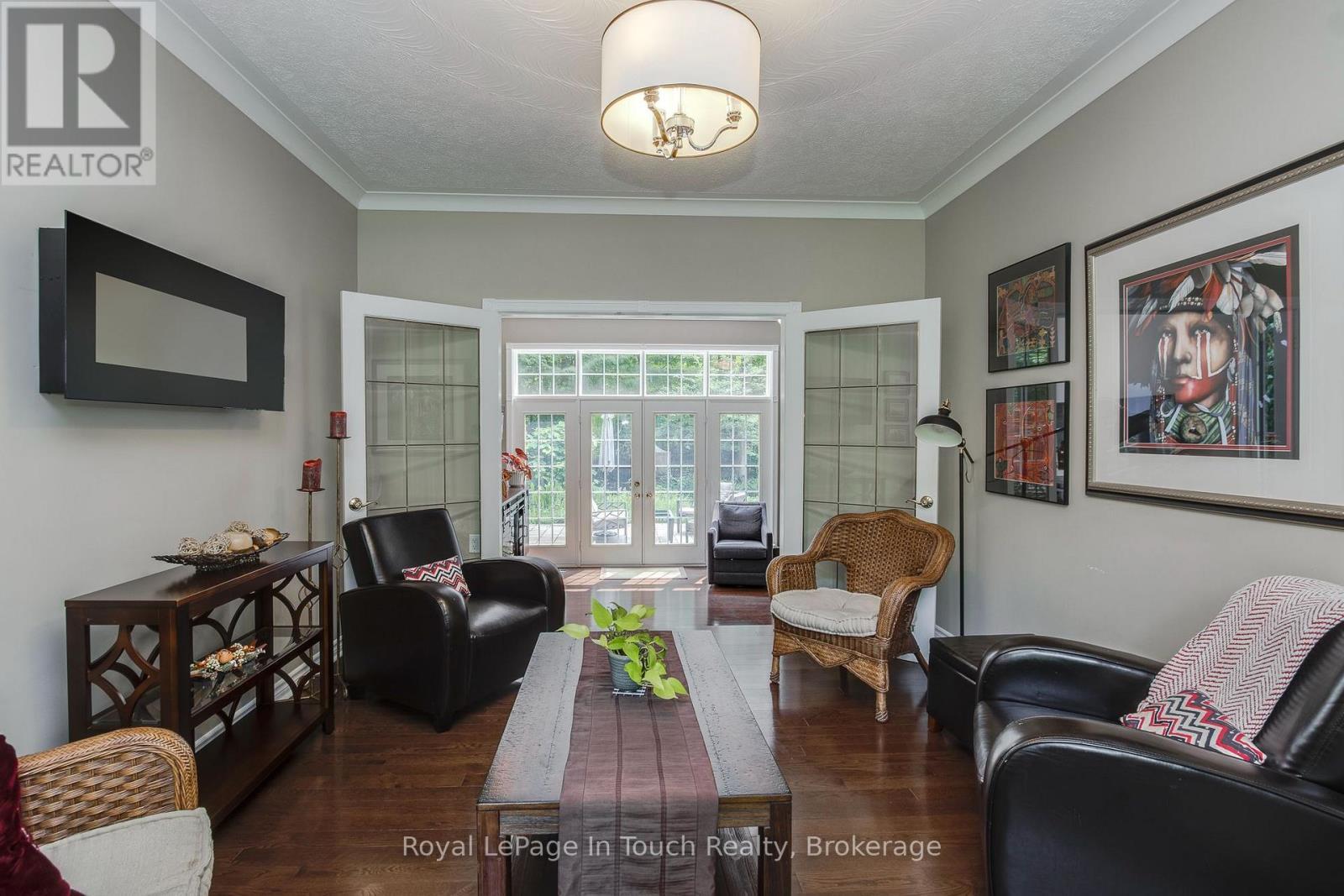 












104 COPELAND CREEK DRIVE

,
Tiny,




Ontario
L9M0M2

