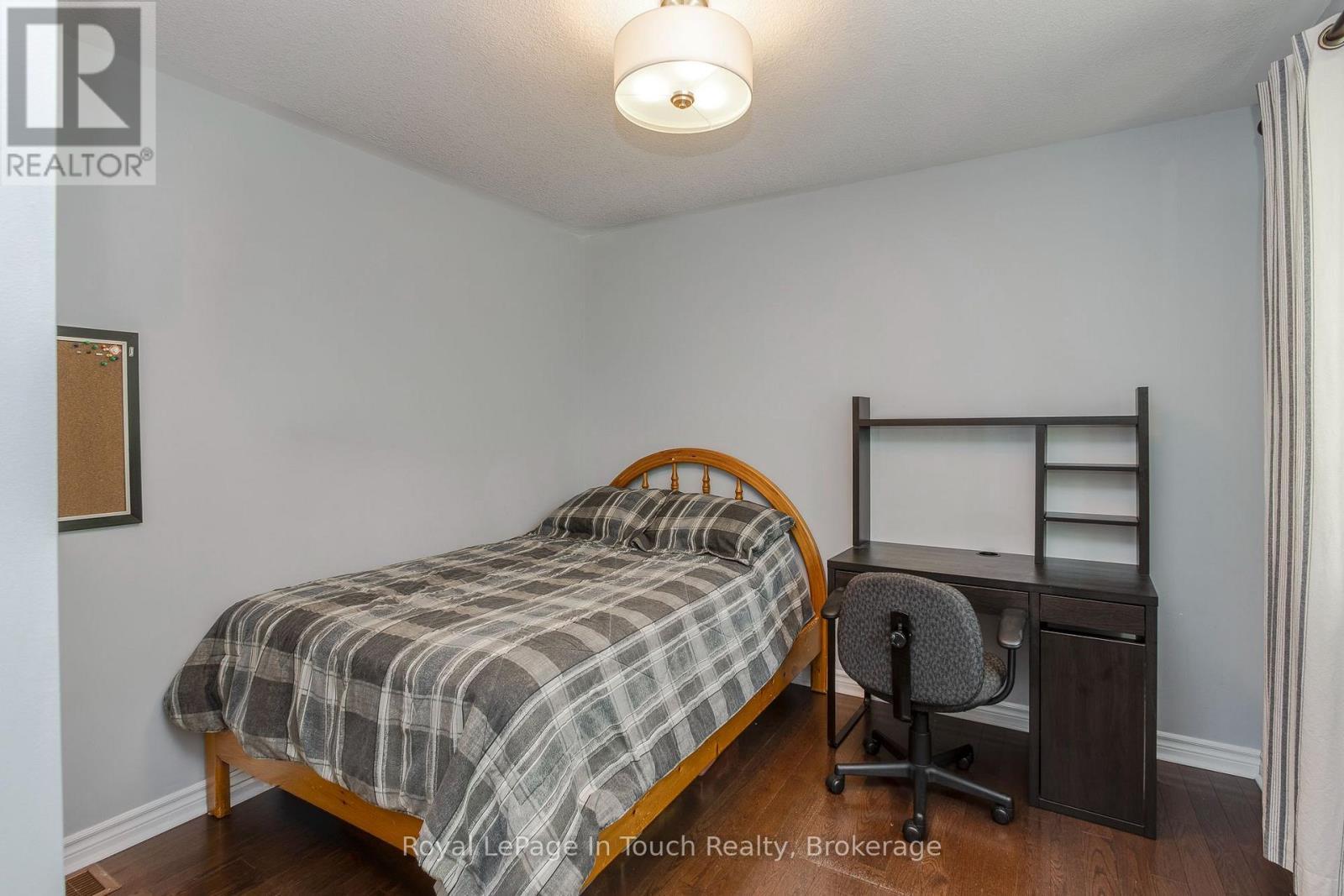 












104 COPELAND CREEK DRIVE

,
Tiny,




Ontario
L9M0M2

