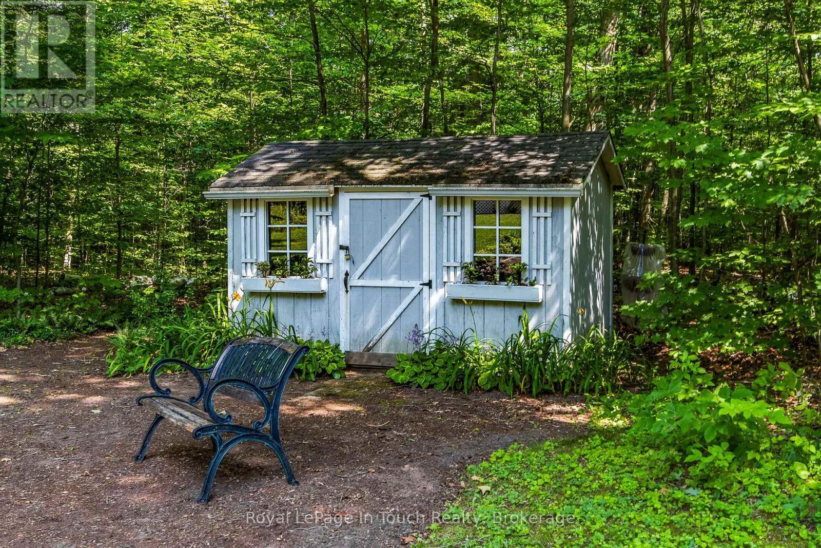 












104 COPELAND CREEK DRIVE

,
Tiny,




Ontario
L9M0M2

