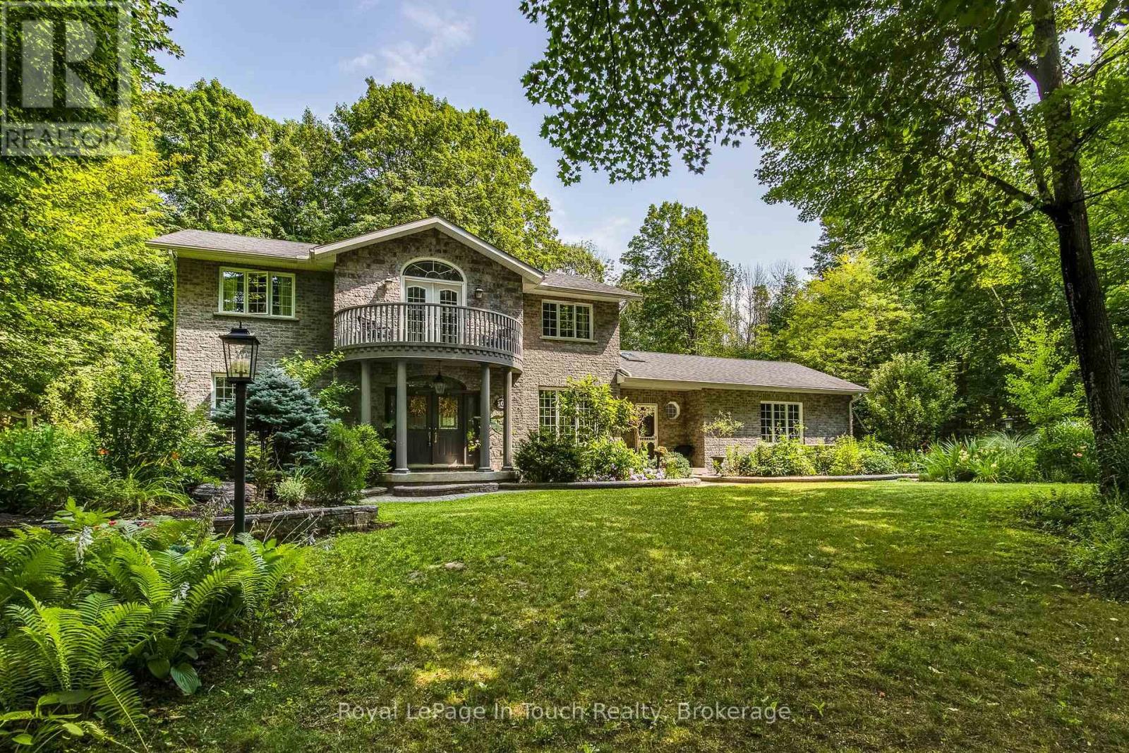 












104 COPELAND CREEK DRIVE

,
Tiny,




Ontario
L9M0M2

