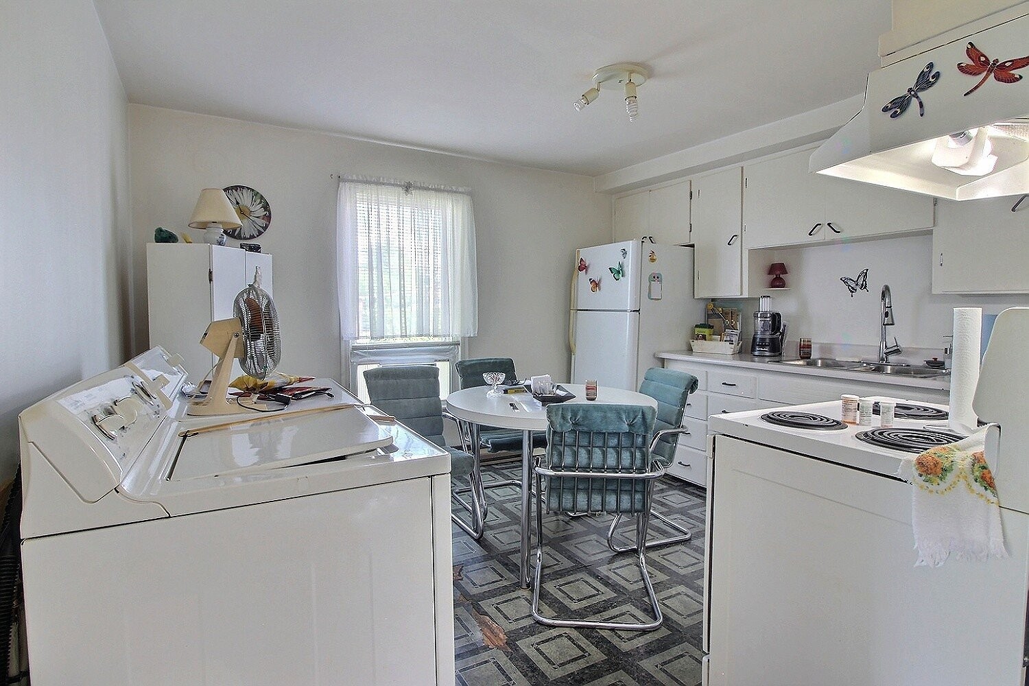 









48

 - 52


Rue Grondin

,
East Angus,




QC
J0B1R0

