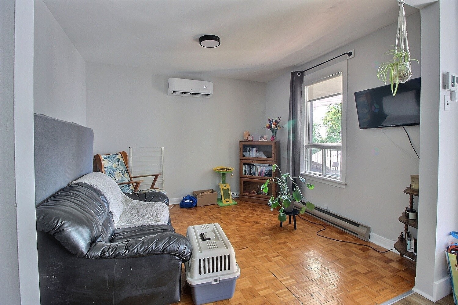 









48

 - 52


Rue Grondin

,
East Angus,




QC
J0B1R0

