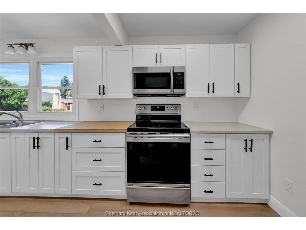 









59


Wiltshire

Drive,
Chatham,




ON
N7L 2N4

