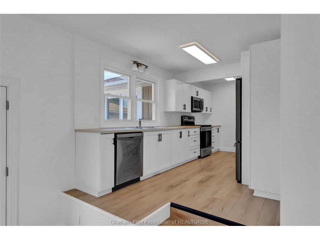 









59


Wiltshire

Drive,
Chatham,




ON
N7L 2N4

