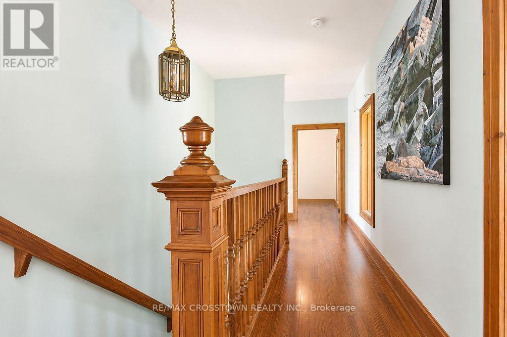 












243 CHAMPLAIN ROAD

,
Penetanguishene,




Ontario
L9M1S2


