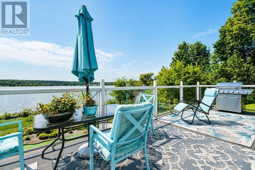 












243 CHAMPLAIN ROAD

,
Penetanguishene,




Ontario
L9M1S2

