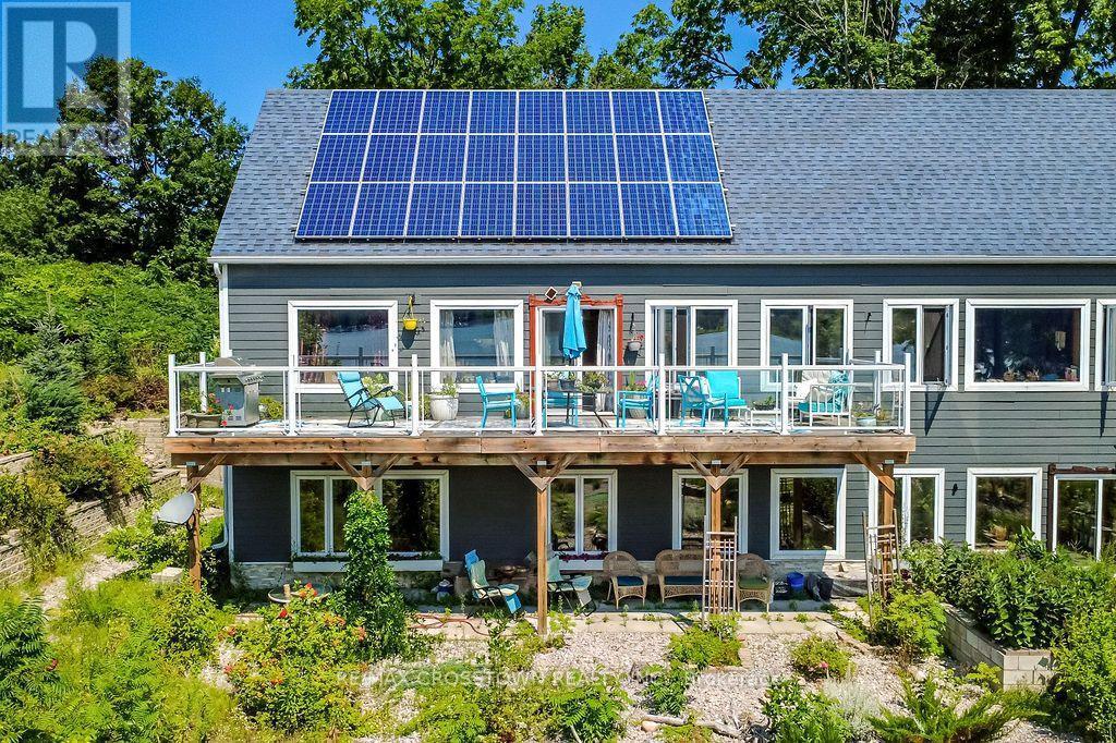 












243 CHAMPLAIN ROAD

,
Penetanguishene,




Ontario
L9M1S2

