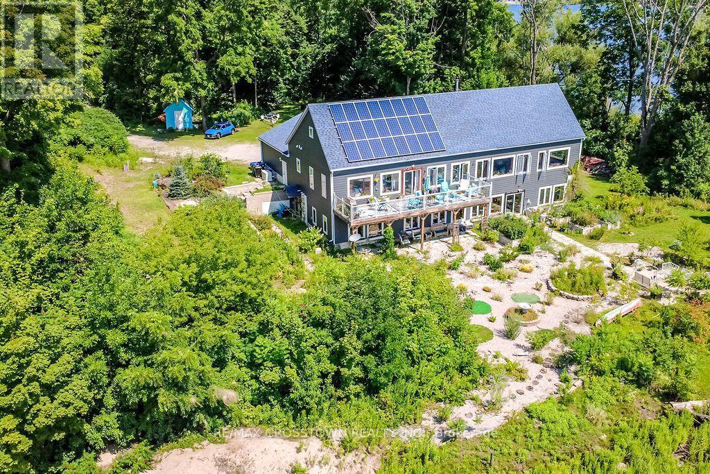 












243 CHAMPLAIN ROAD

,
Penetanguishene,




Ontario
L9M1S2

