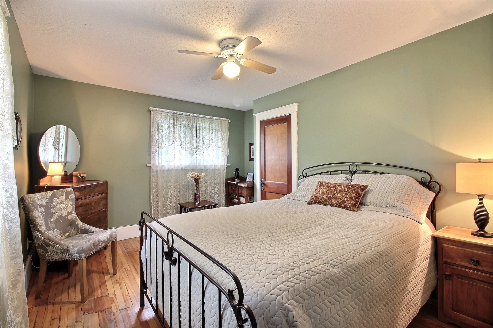 









94


Rue Galipeau

,
Thurso,




QC
J0X3B0

