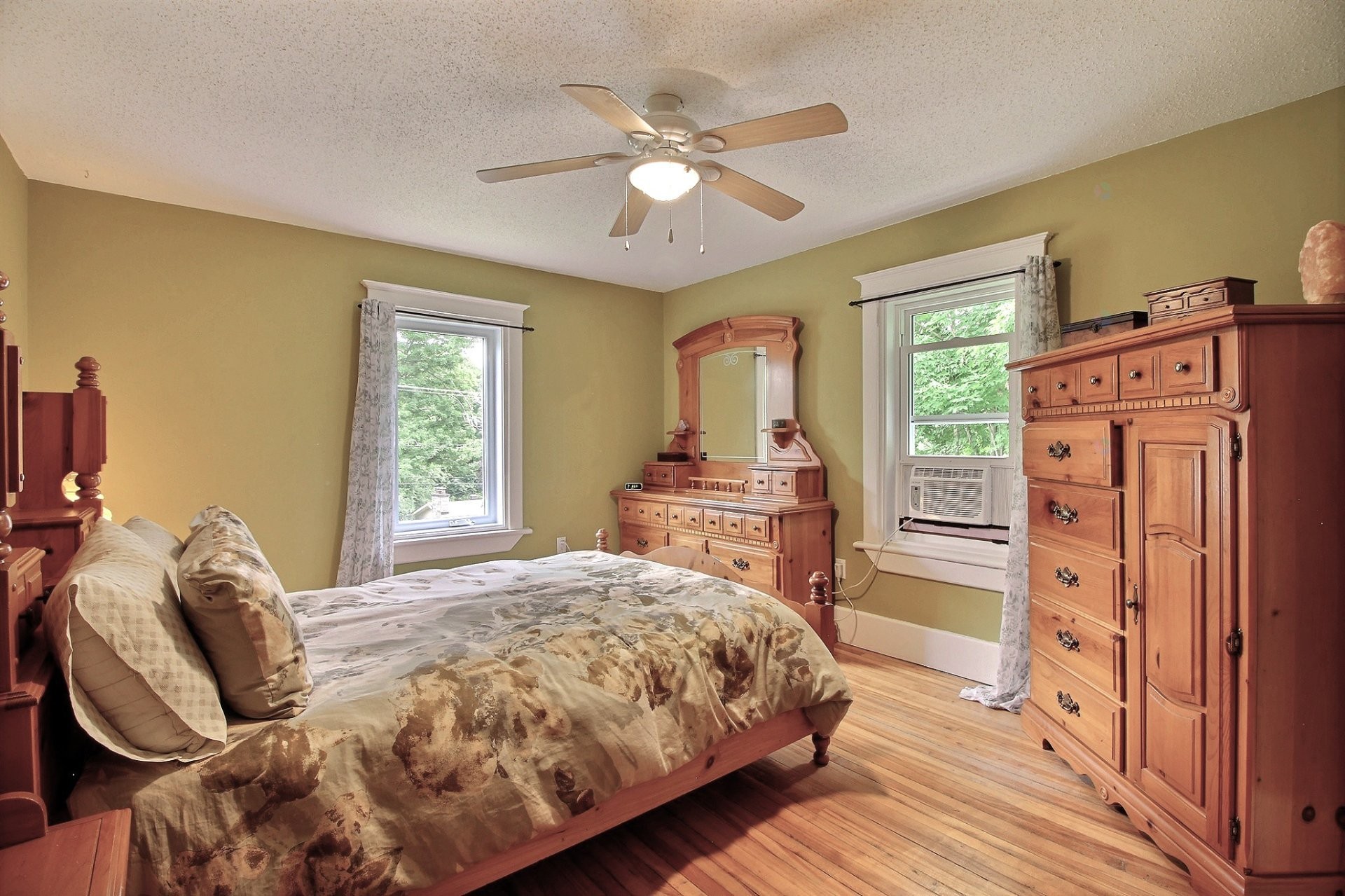 









94


Rue Galipeau

,
Thurso,




QC
J0X3B0

