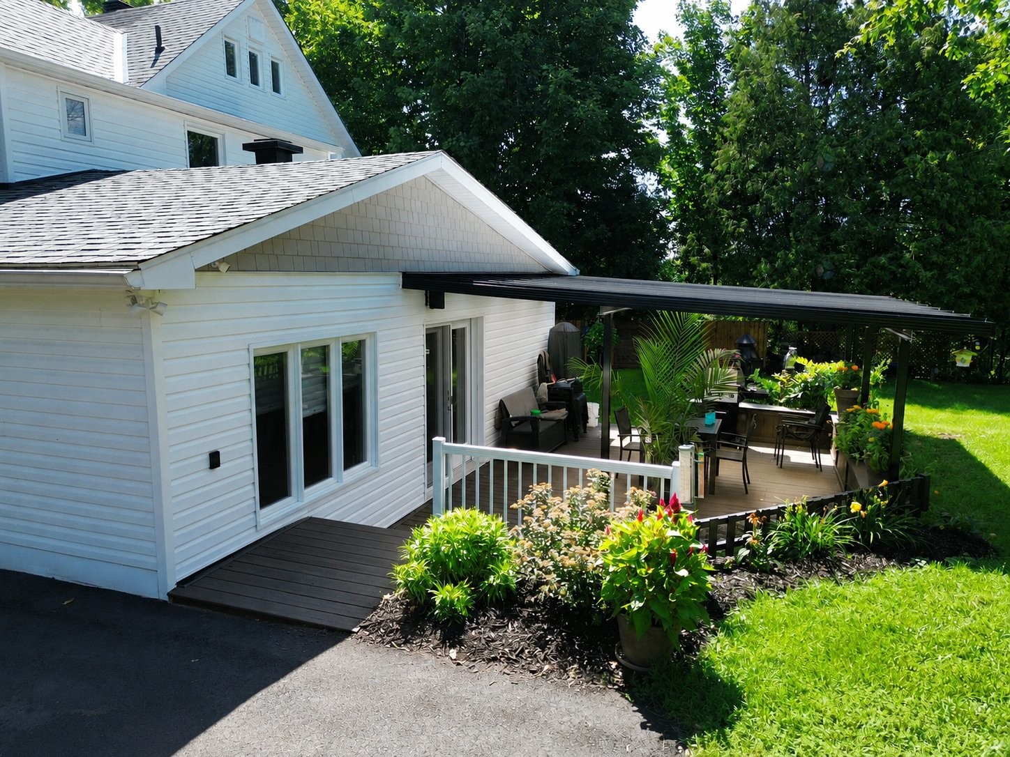 









94


Rue Galipeau

,
Thurso,




QC
J0X3B0

