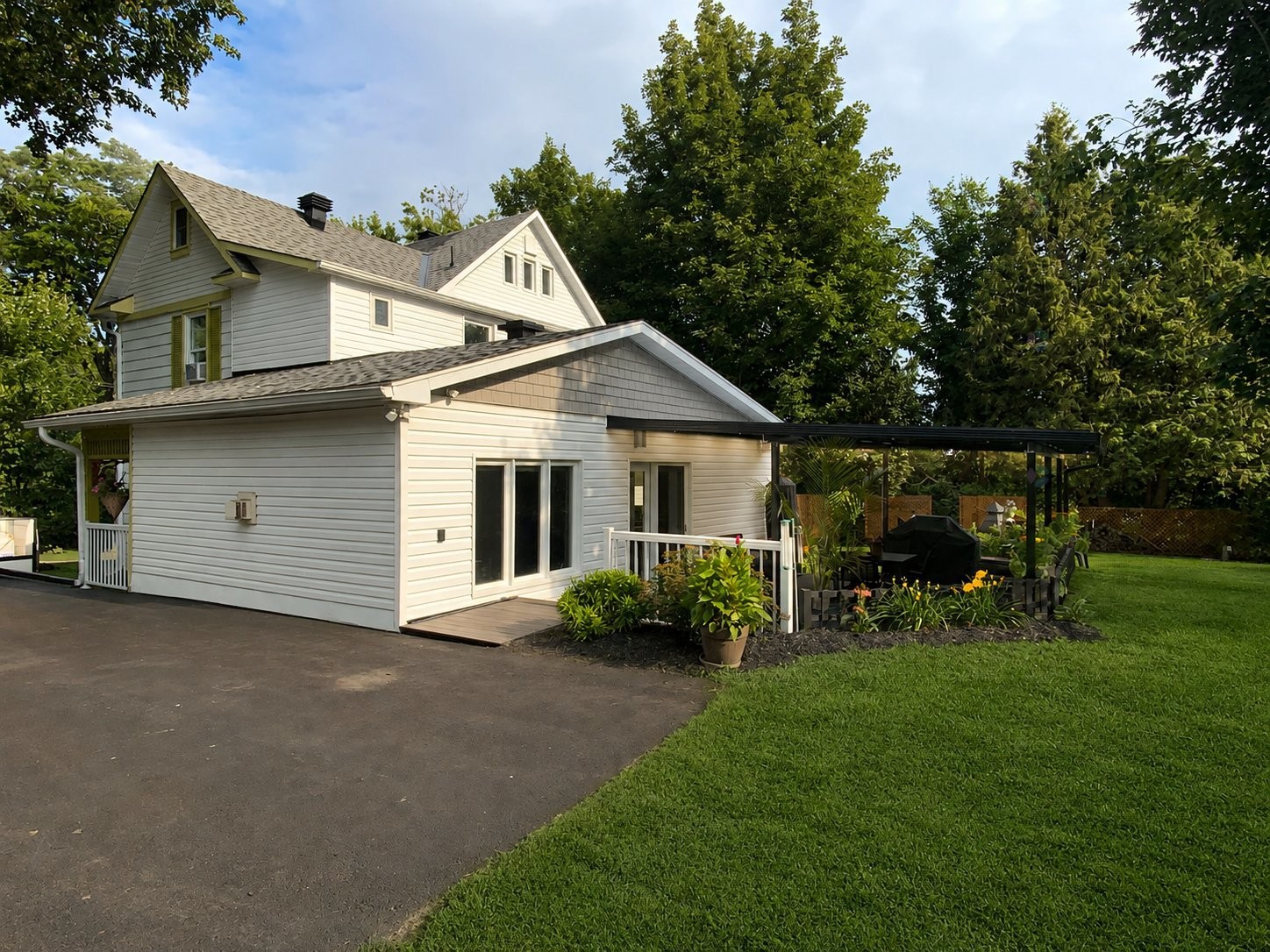









94


Rue Galipeau

,
Thurso,




QC
J0X3B0

