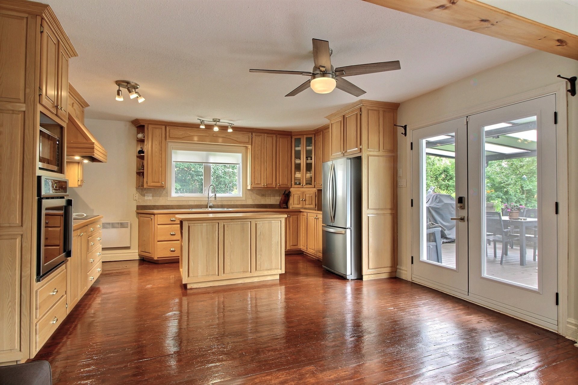 









94


Rue Galipeau

,
Thurso,




QC
J0X3B0

