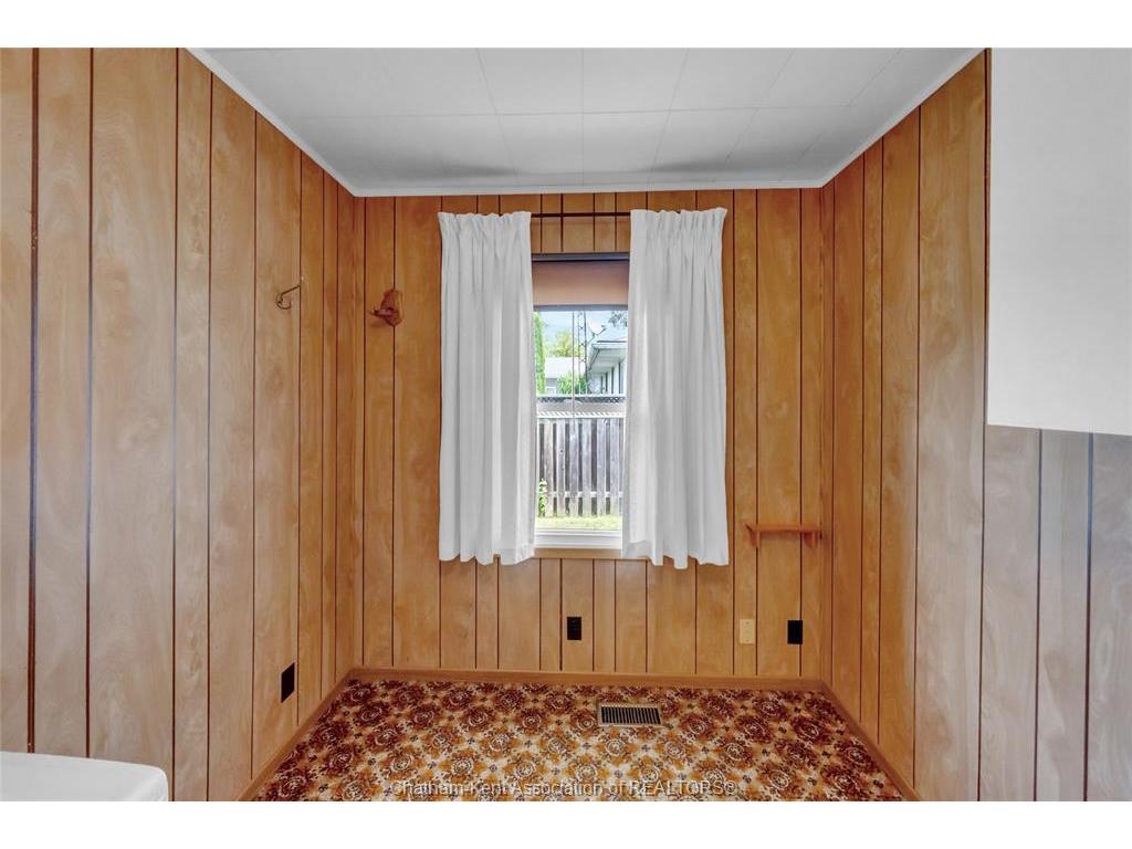 









15


Oxley

Drive,
Chatham,




ON
N7L 2K5

