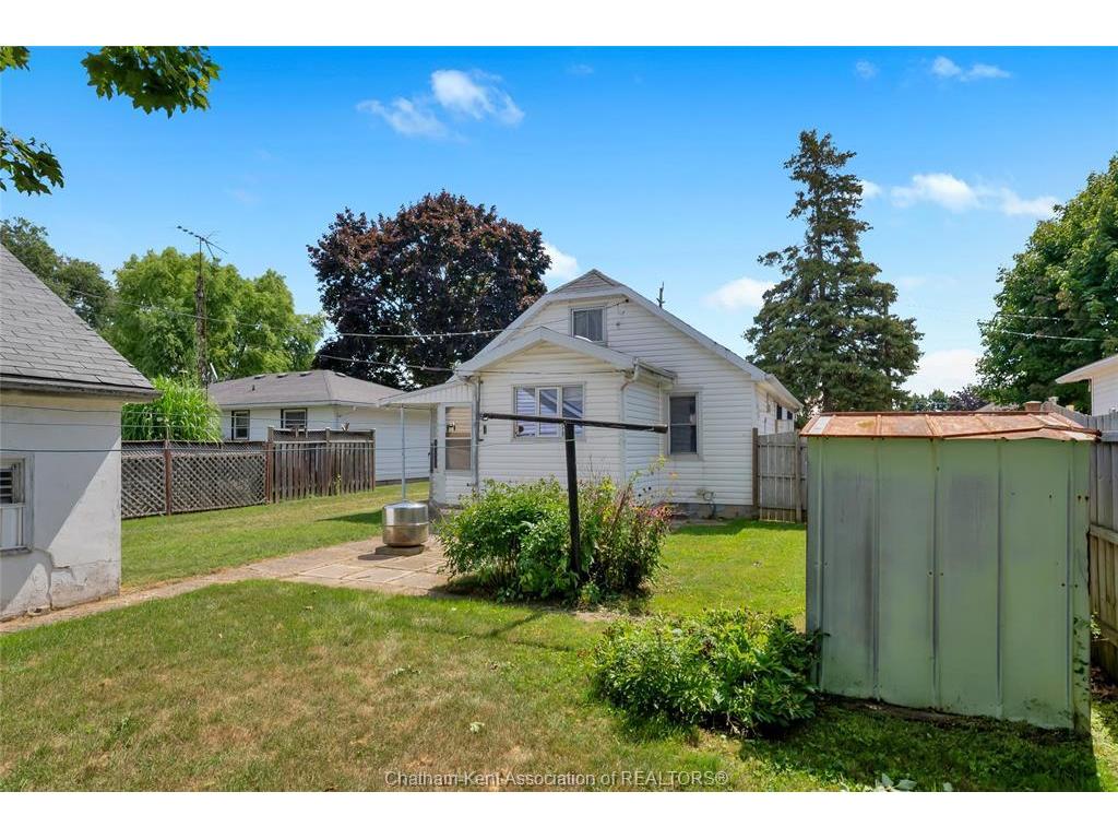









15


Oxley

Drive,
Chatham,




ON
N7L 2K5

