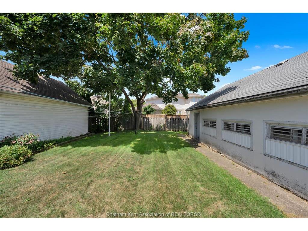 









15


Oxley

Drive,
Chatham,




ON
N7L 2K5

