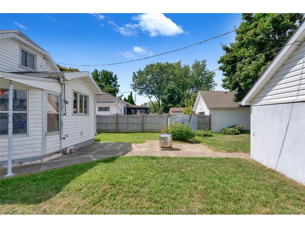 









15


Oxley

Drive,
Chatham,




ON
N7L 2K5


