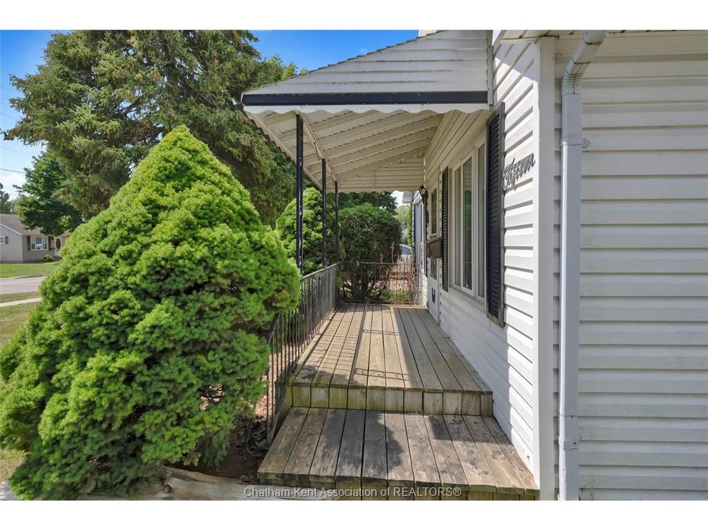 









15


Oxley

Drive,
Chatham,




ON
N7L 2K5

