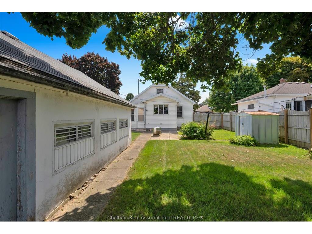 









15


Oxley

Drive,
Chatham,




ON
N7L 2K5


