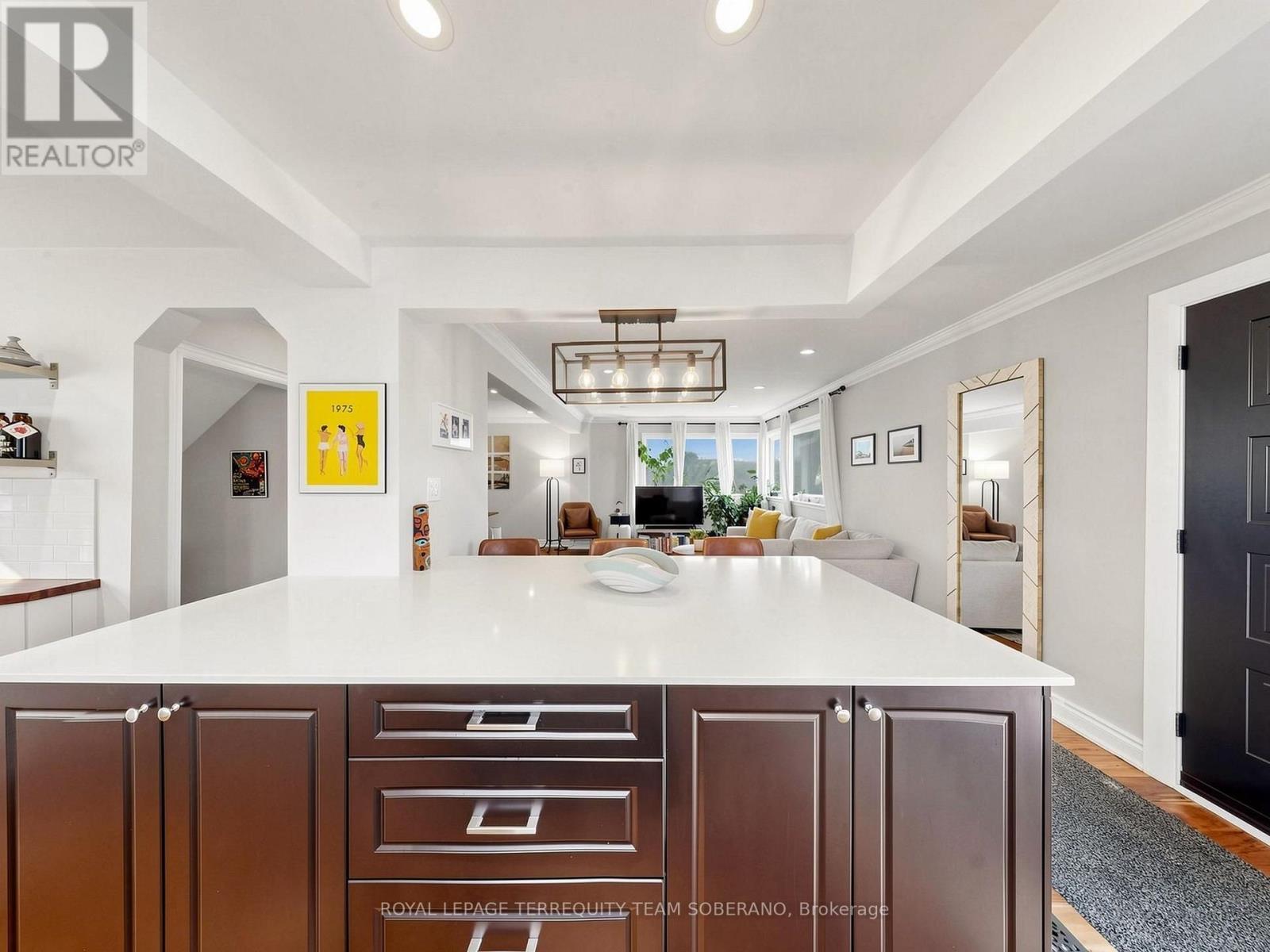 












64 CLEARBROOKE CIRCLE

,
Toronto,




Ontario
M9W2E5

