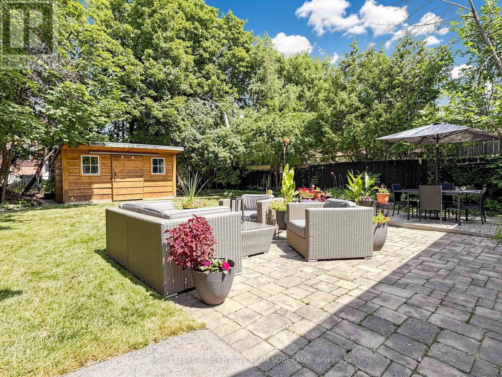 












64 CLEARBROOKE CIRCLE

,
Toronto,




Ontario
M9W2E5

