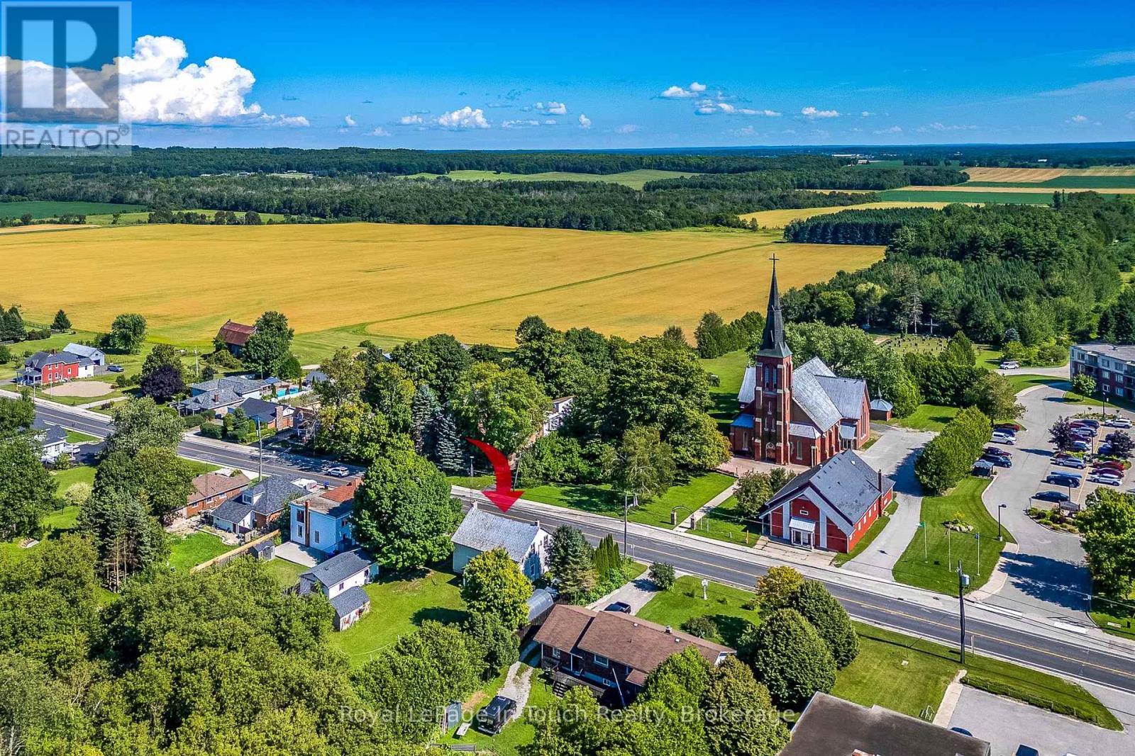 












328 LAFONTAINE ROAD W

,
Tiny (Lafontaine),




Ontario
L9M0H1

