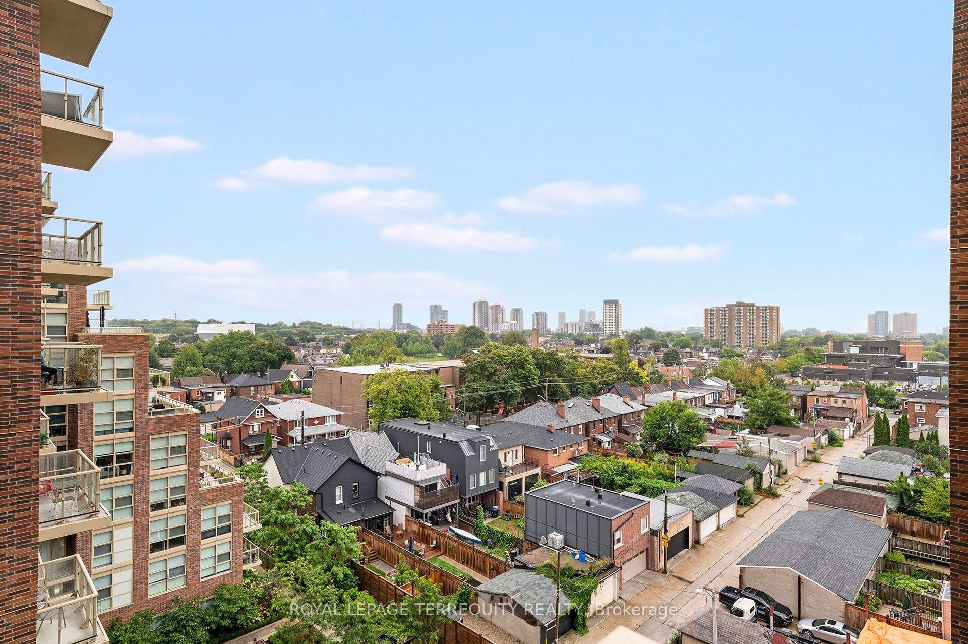 









1787


St Clair

Avenue West, 804,
Toronto,




ON
M6N 0B7

