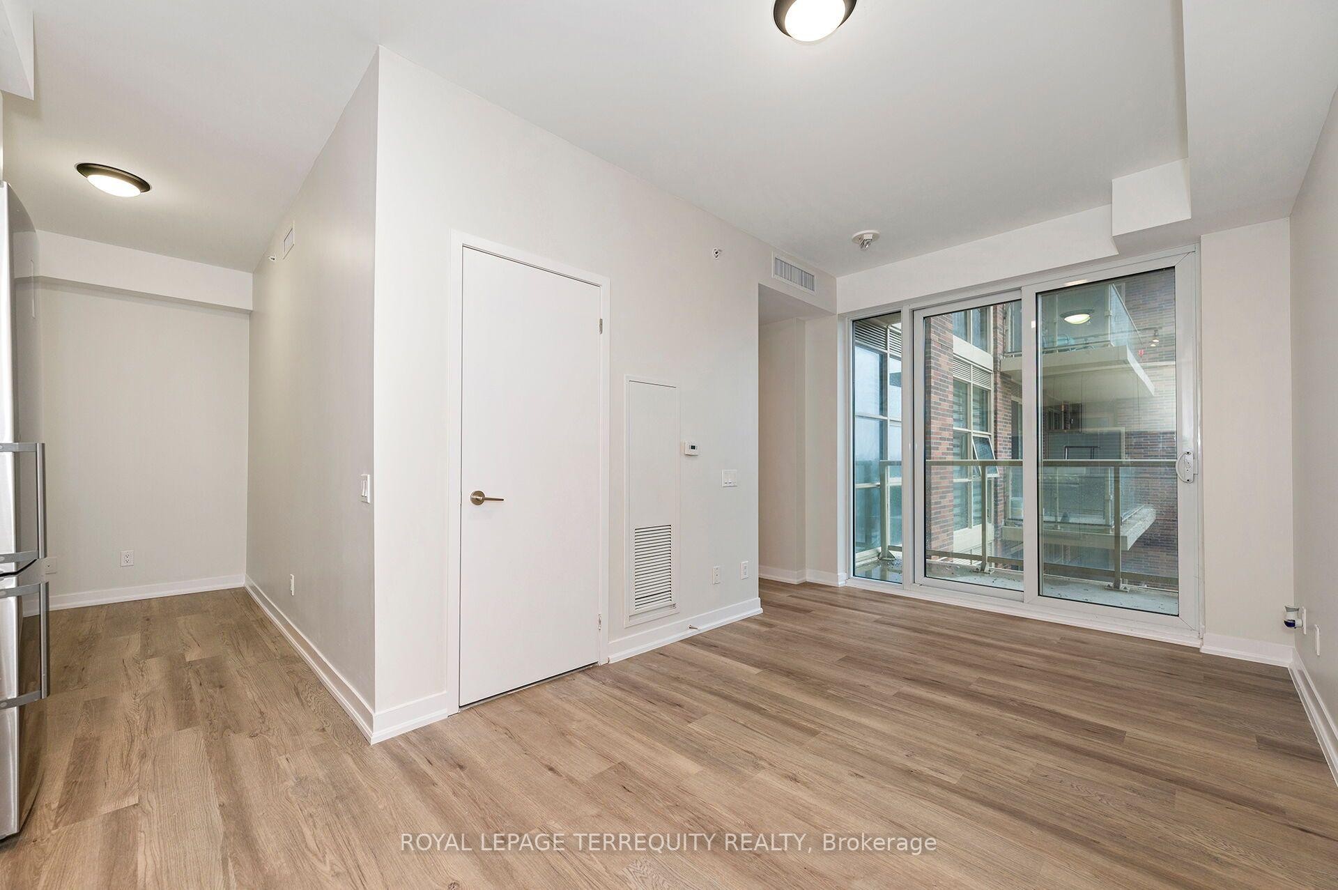 









1787


St Clair

Avenue West, 804,
Toronto,




ON
M6N 0B7

