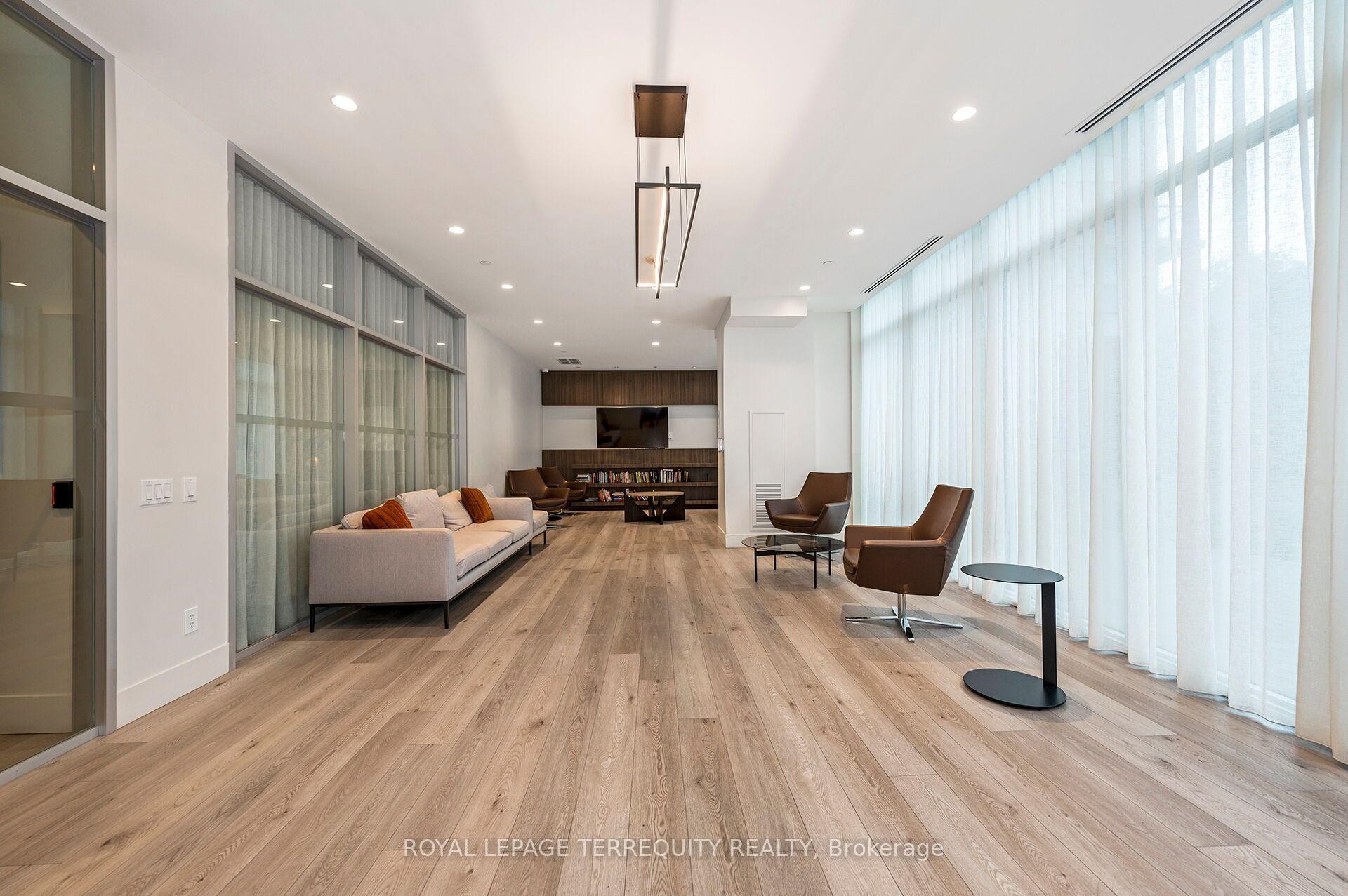 









1787


St Clair

Avenue West, 804,
Toronto,




ON
M6N 0B7

