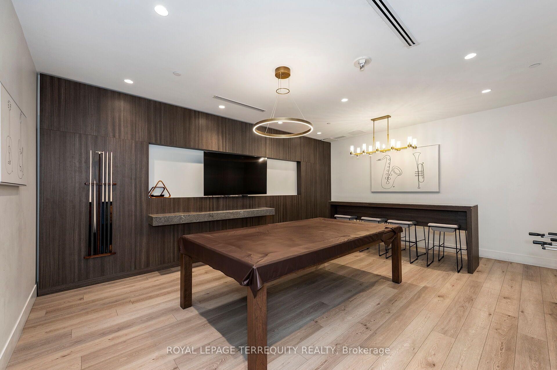 









1787


St Clair

Avenue West, 804,
Toronto,




ON
M6N 0B7

