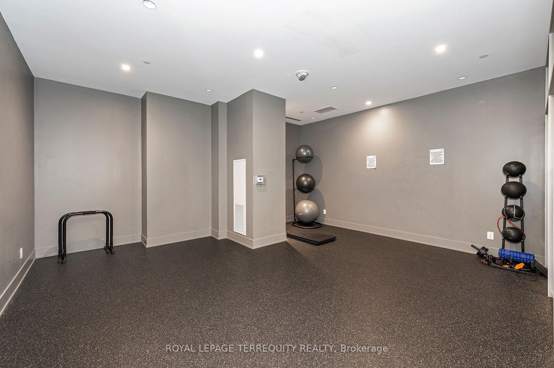 









1787


St Clair

Avenue West, 804,
Toronto,




ON
M6N 0B7

