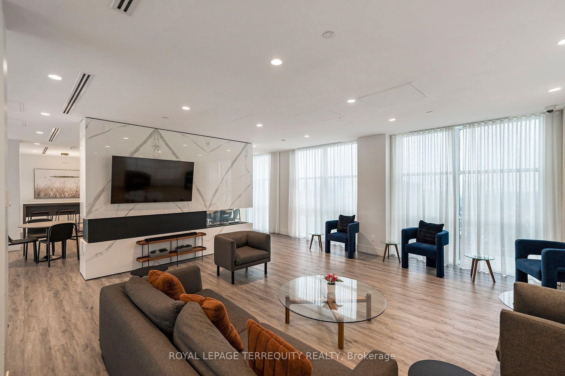 









1787


St Clair

Avenue West, 804,
Toronto,




ON
M6N 0B7


