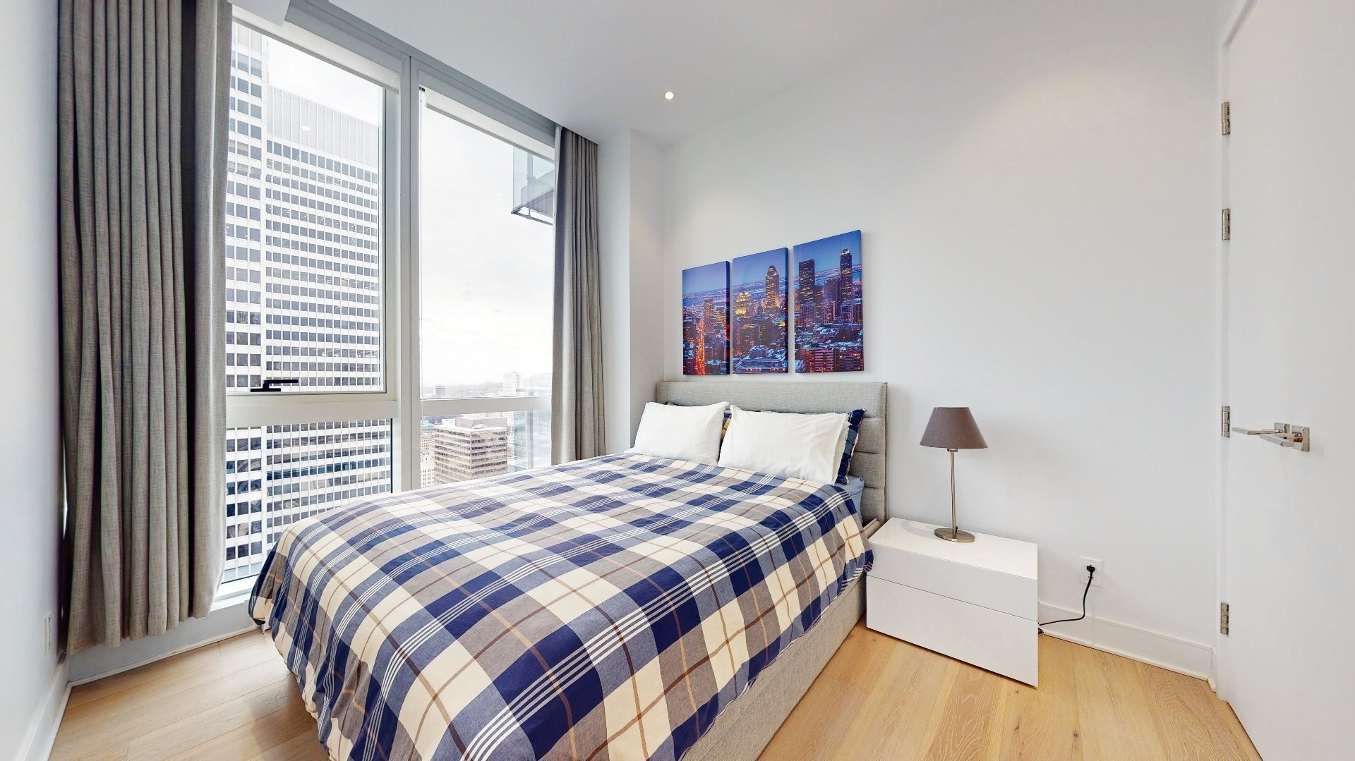 









1188


Av. Union

, 3804,
Montréal (Ville-Marie),




QC
H3B0E5


