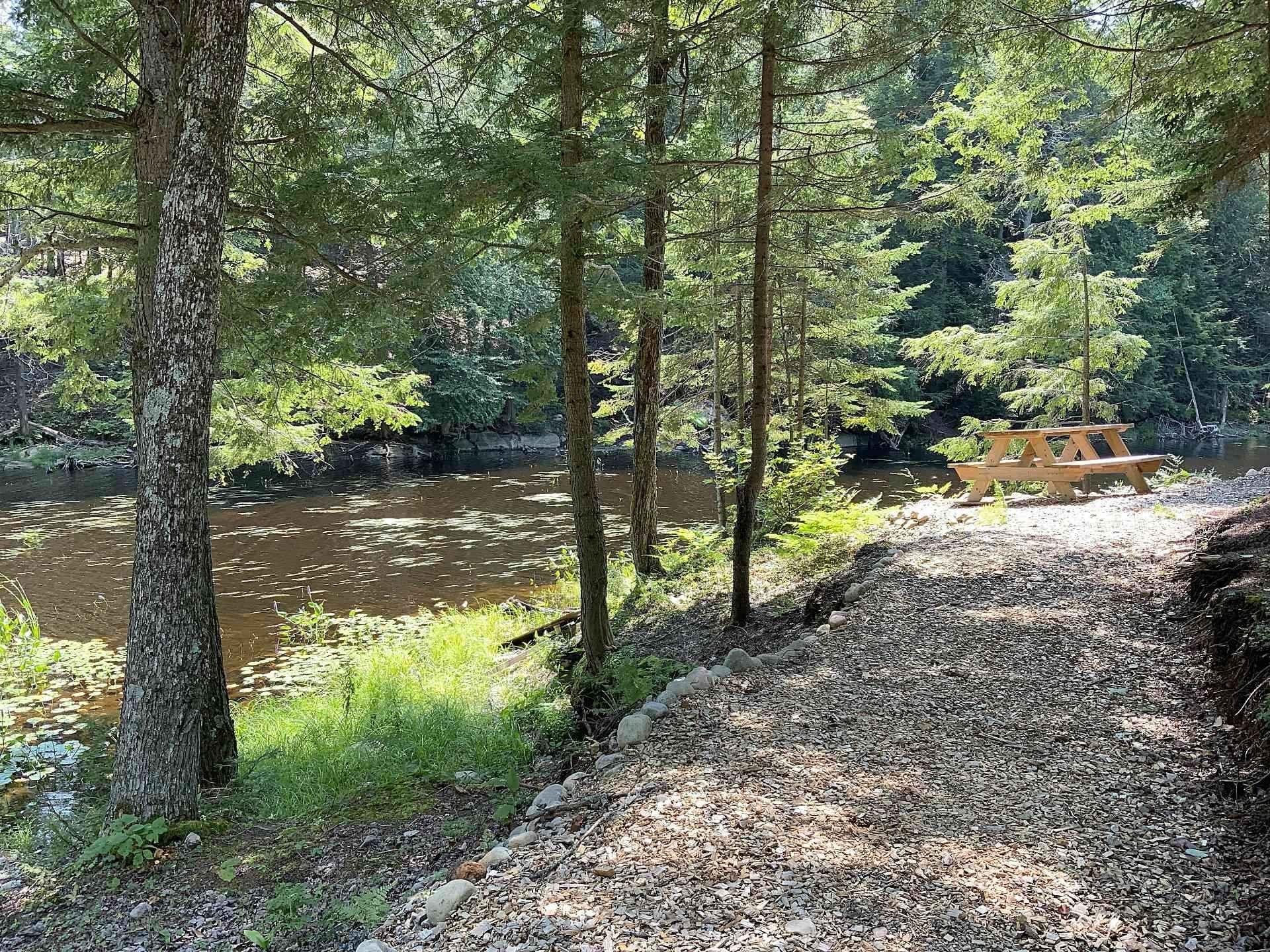 












Rue de la Musarde

,
Wentworth-Nord,







QC
J0T1Y0

