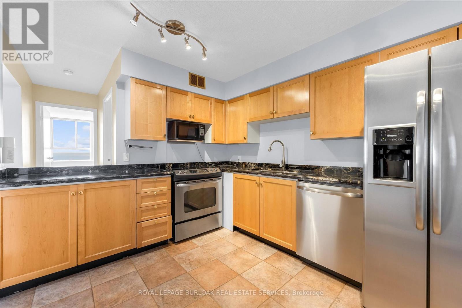 












510 - 5280 LAKESHORE ROAD

,
Burlington,




Ontario
L7L5R1

