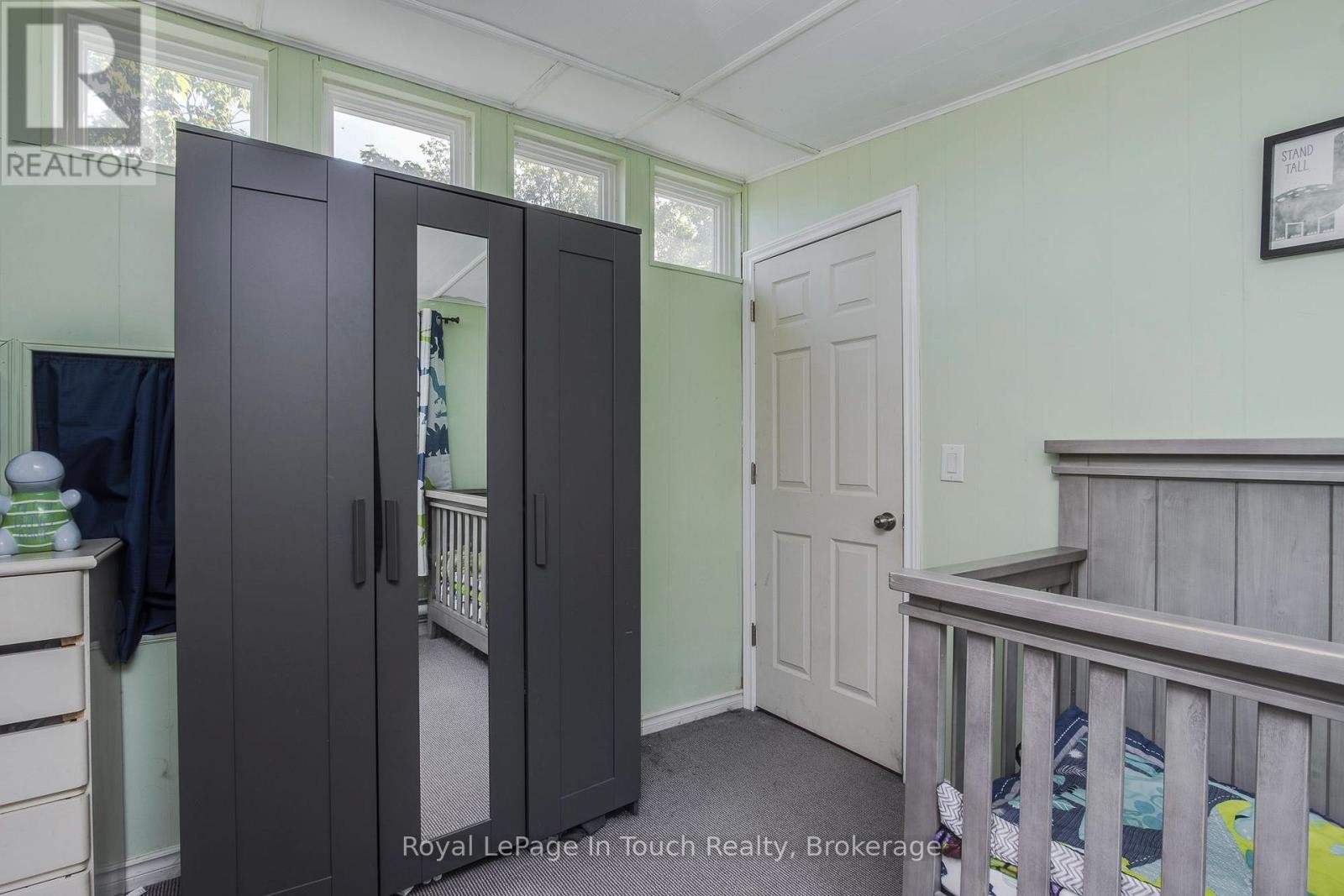 












198 LIMESTONE ROAD

,
Tay,




Ontario
L0K1R0

