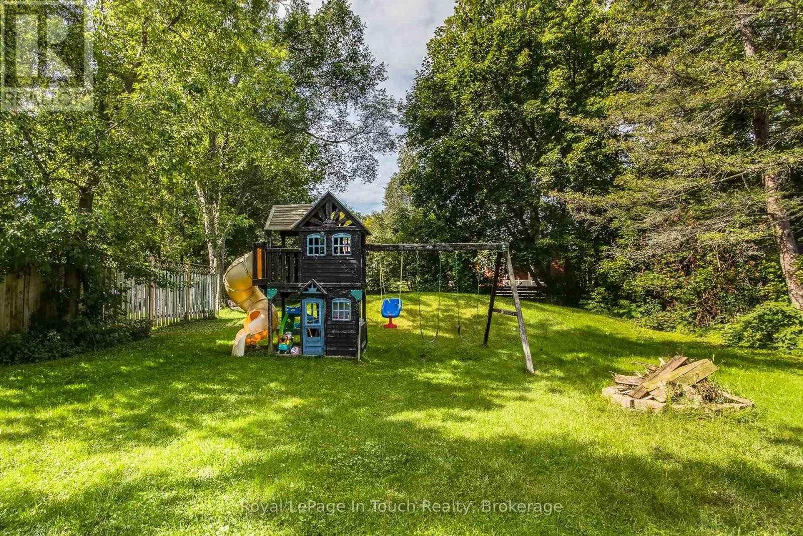 












198 LIMESTONE ROAD

,
Tay,




Ontario
L0K1R0

