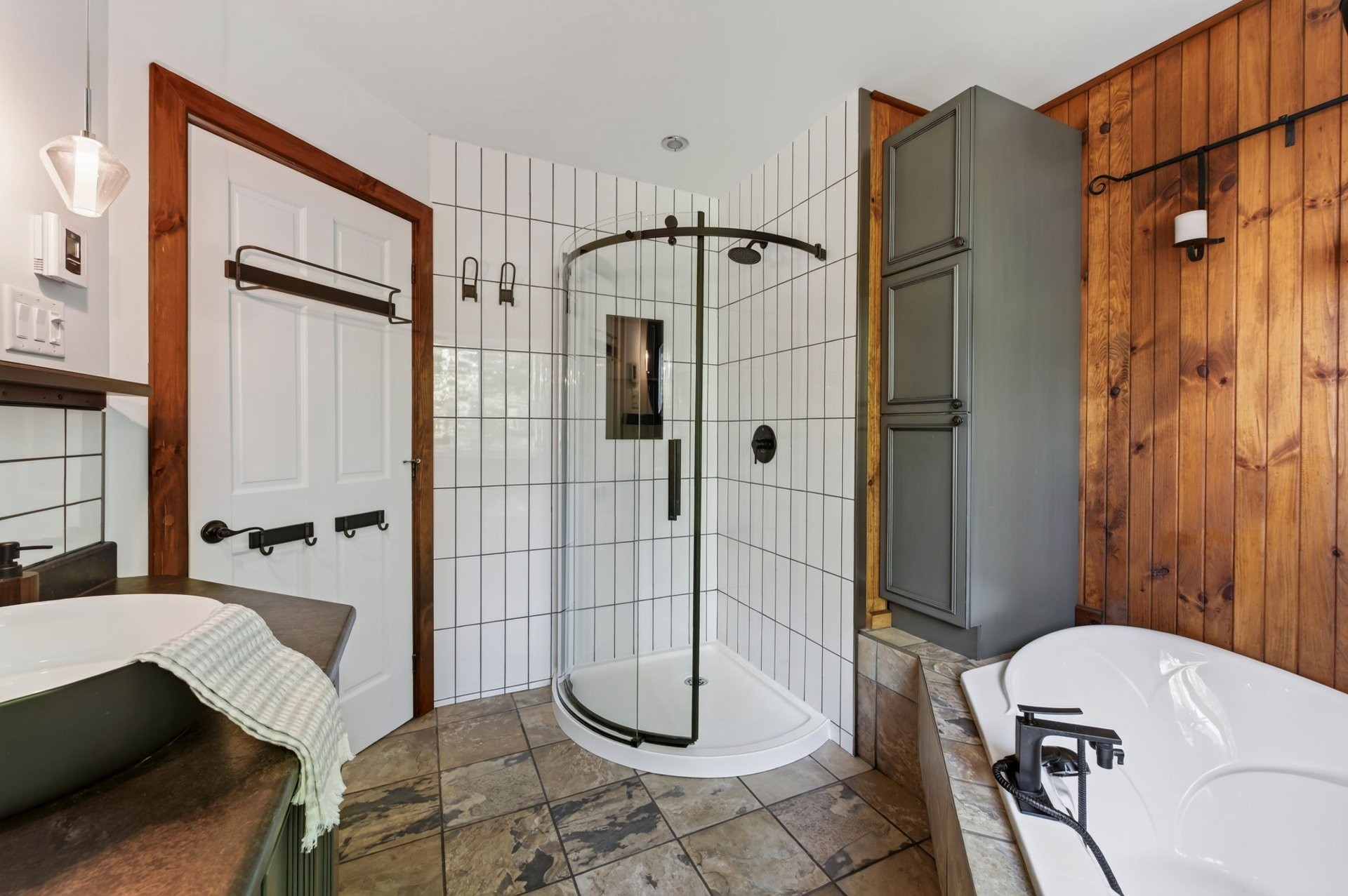 









100


Ch. des Labradors

,
Harrington,




QC
J8G0E2

