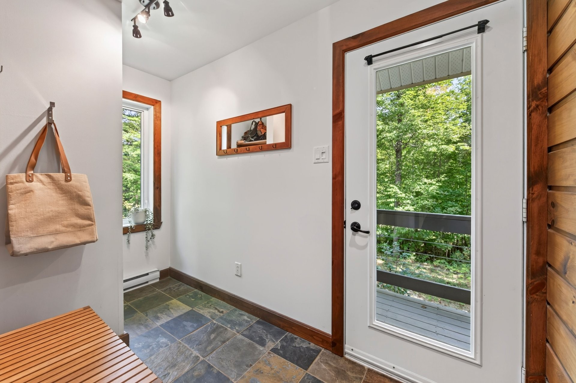 









100


Ch. des Labradors

,
Harrington,




QC
J8G0E2

