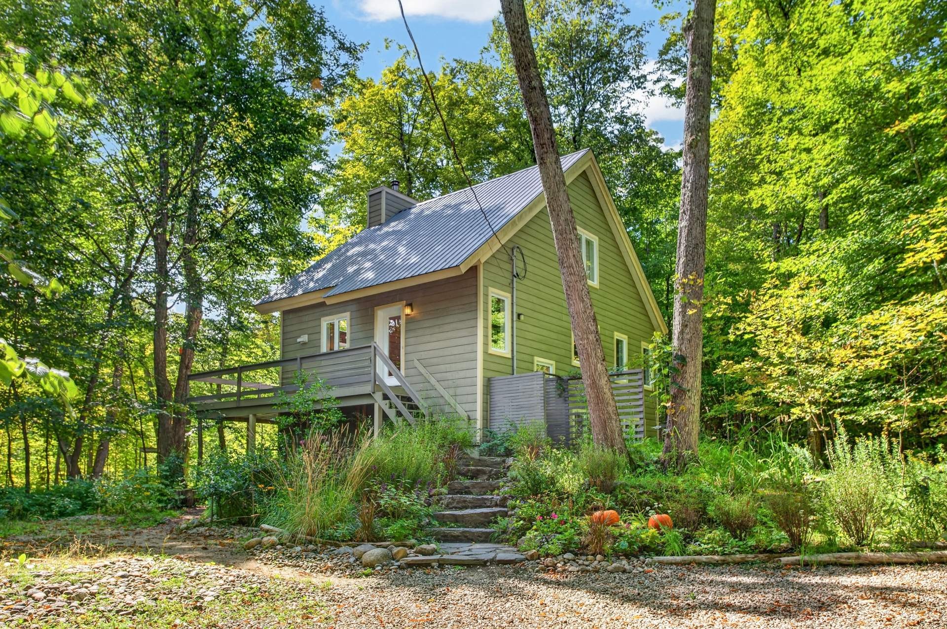 









100


Ch. des Labradors

,
Harrington,




QC
J8G0E2

