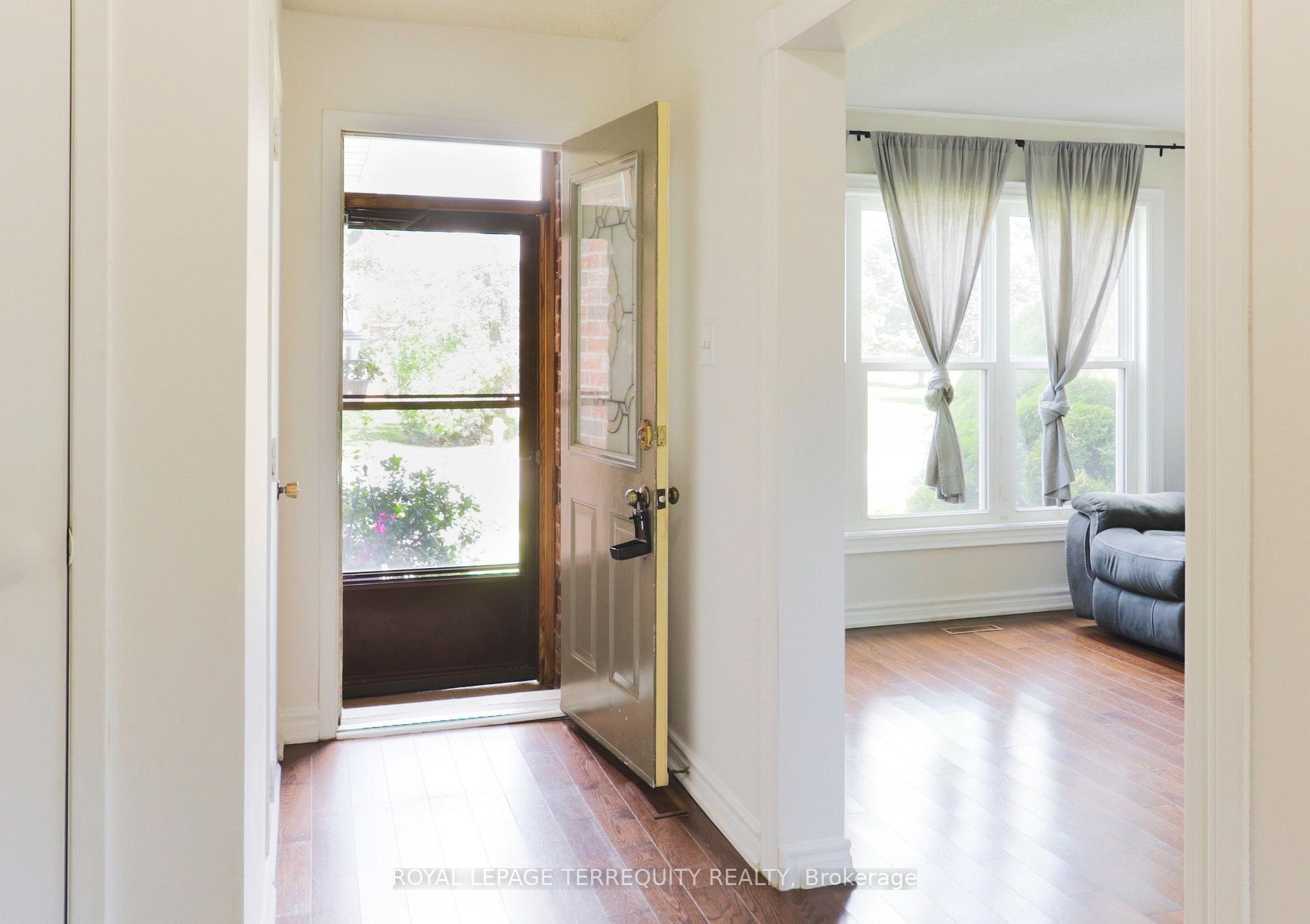









104


Gates

Crescent,
Ajax,




ON
L1S 7A1

