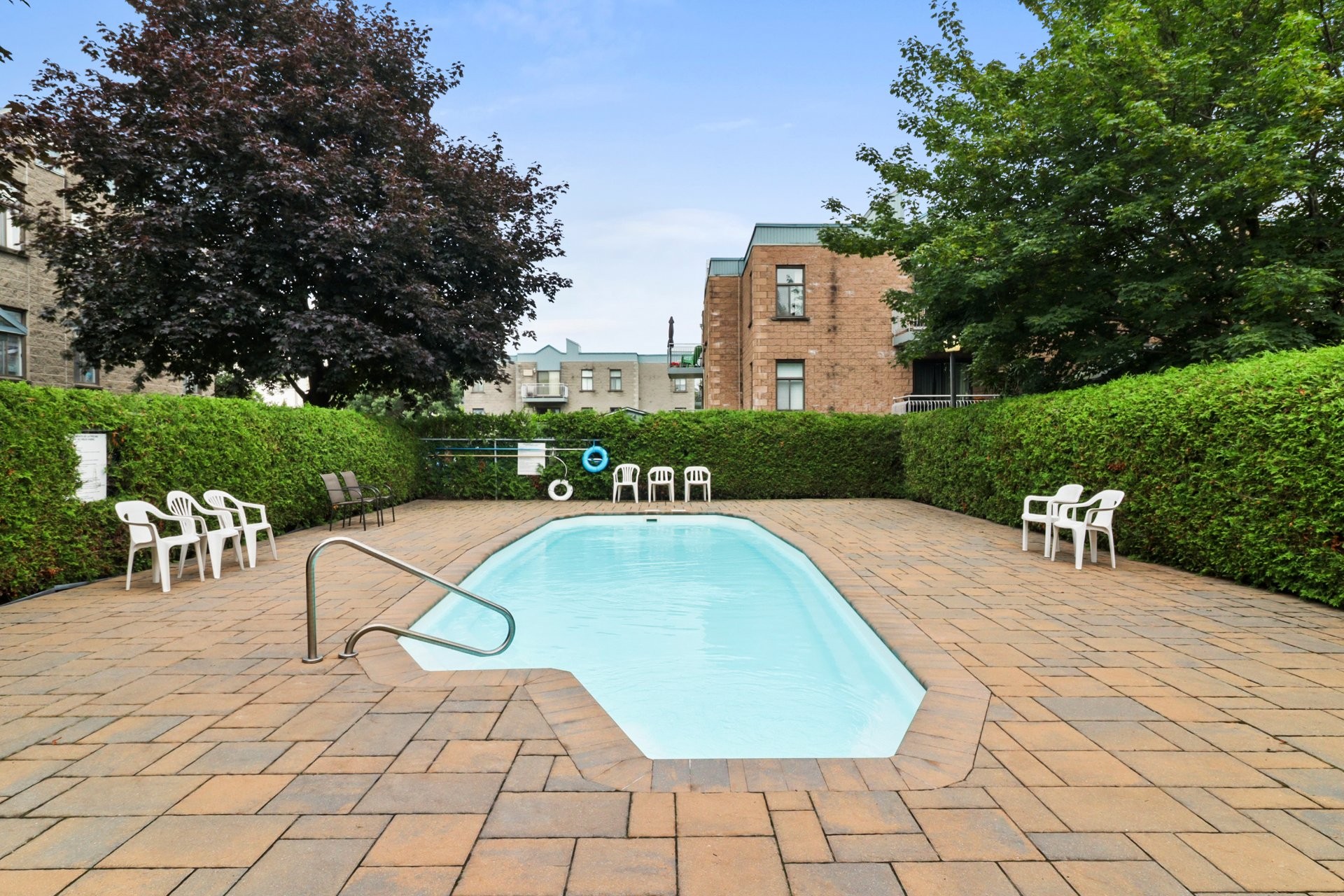 









700


Mtée Montrougeau

, 104,
Laval (Fabreville),




QC
H7P5L1

