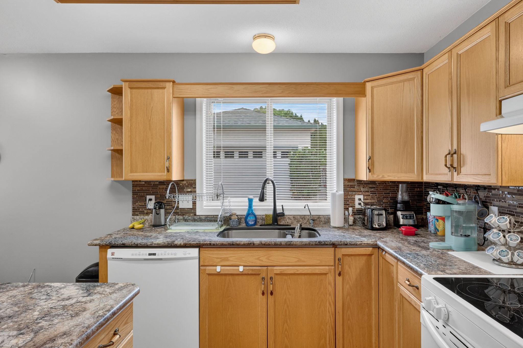 









2330


Butt

Road, 26,
Westbank,




BC
V4T 2L3


