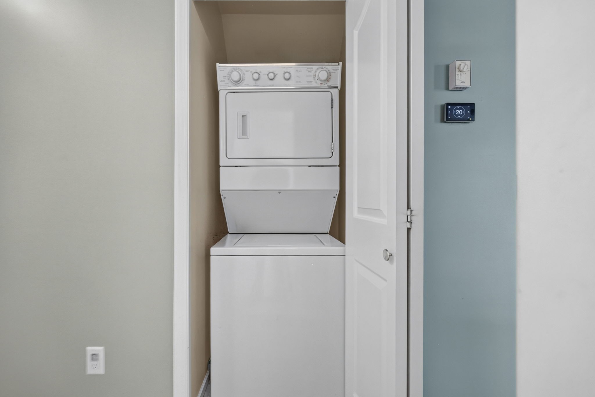 









2330


Butt

Road, 26,
Westbank,




BC
V4T 2L3

