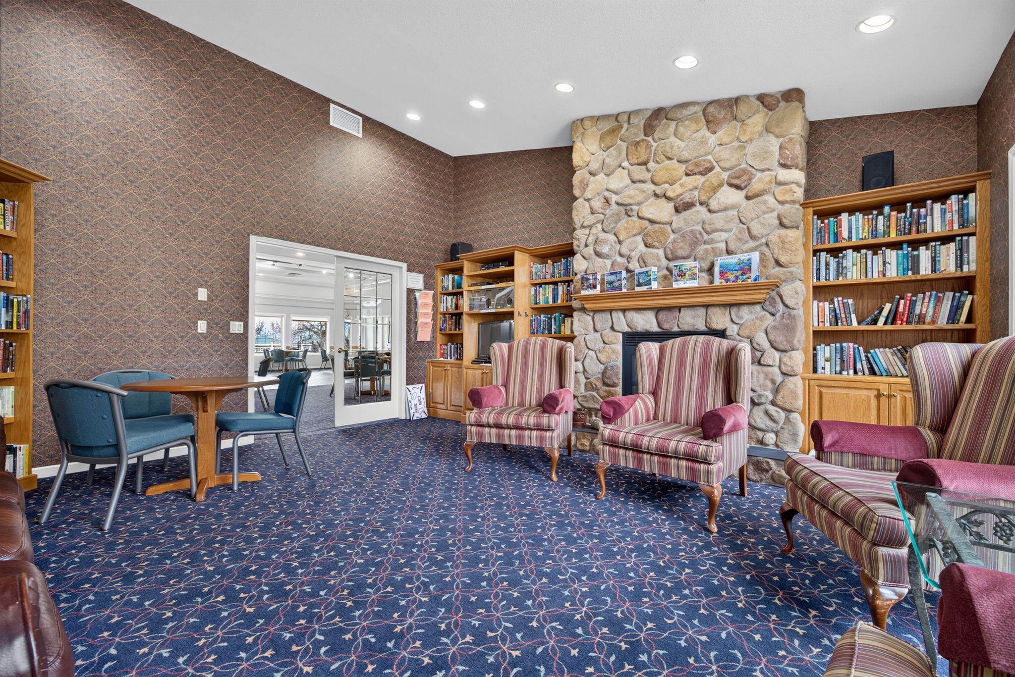 









2330


Butt

Road, 26,
Westbank,




BC
V4T 2L3

