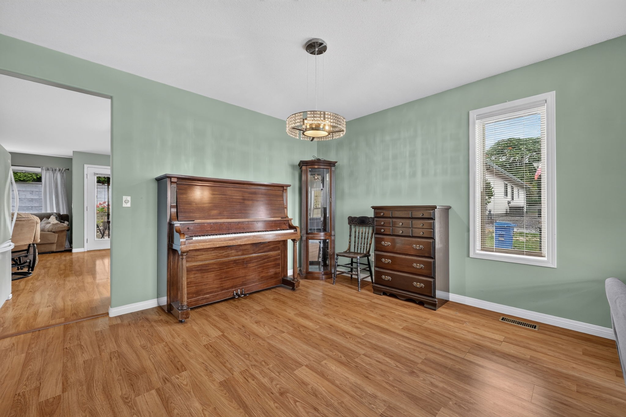 









2330


Butt

Road, 26,
Westbank,




BC
V4T 2L3

