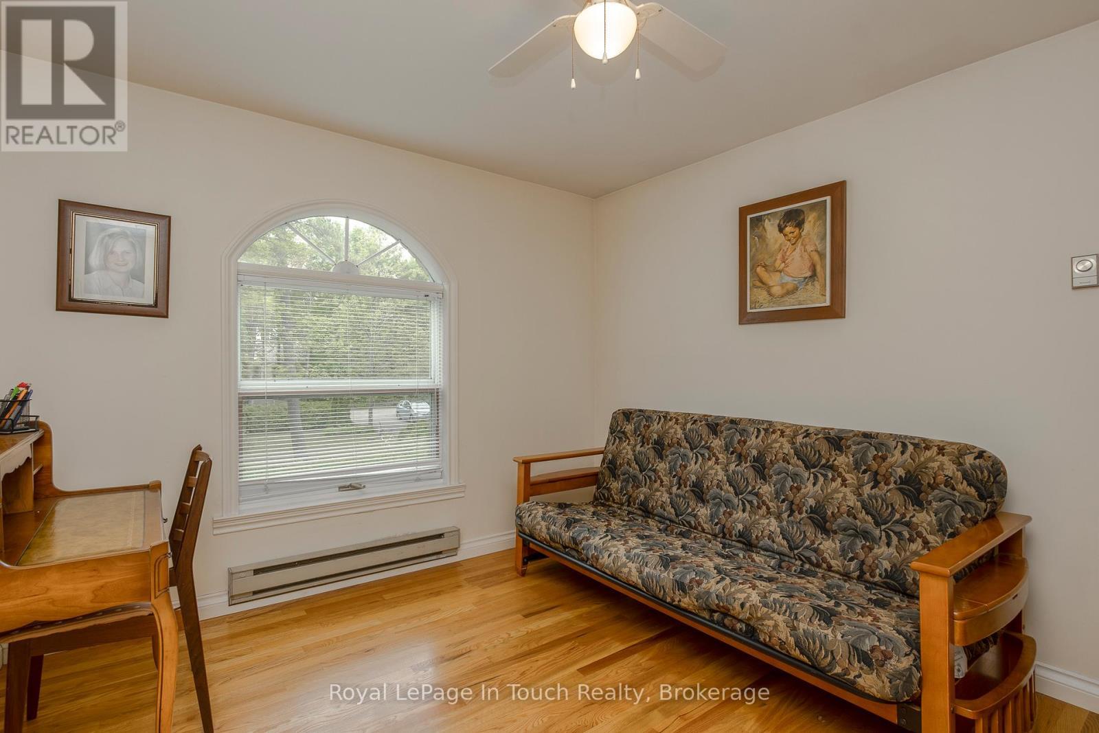 












487 TINY BEACHES ROAD S

,
Tiny,




Ontario
L0L2T0

